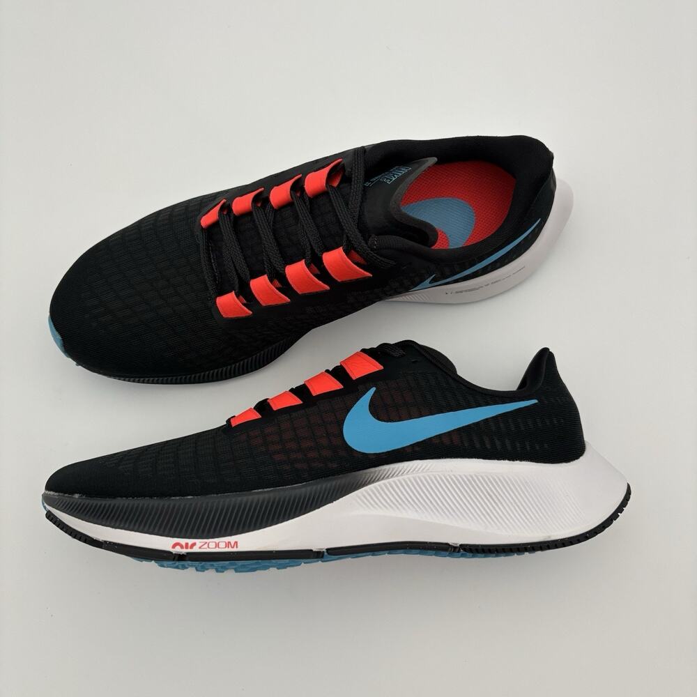 Mens Nike Air Zoom Pegasus 37 Sneakers size 10